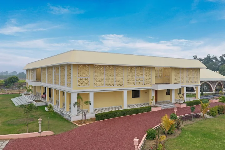 The Sawai Bagh gallery 6